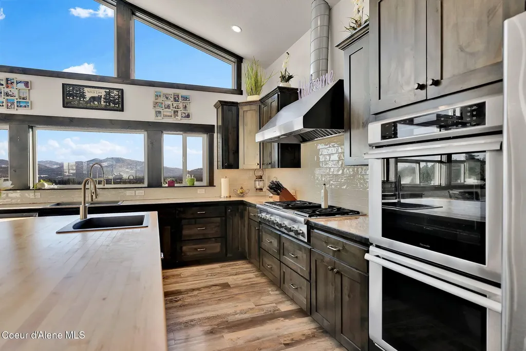 5383 E Van Dusen Road Harrison ID 83833