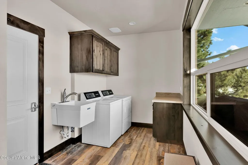 5383 E Van Dusen Road Harrison ID 83833