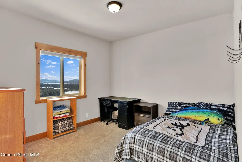 5383 E Van Dusen Road Harrison ID 83833