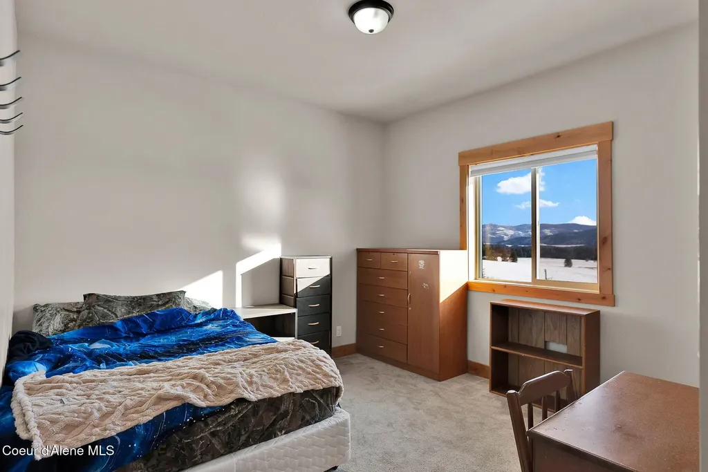 5383 E Van Dusen Road Harrison ID 83833