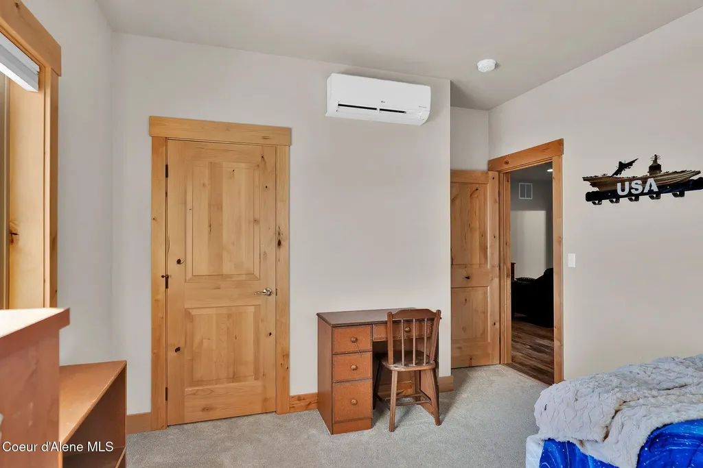 5383 E Van Dusen Road Harrison ID 83833