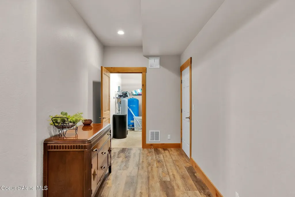 5383 E Van Dusen Road Harrison ID 83833