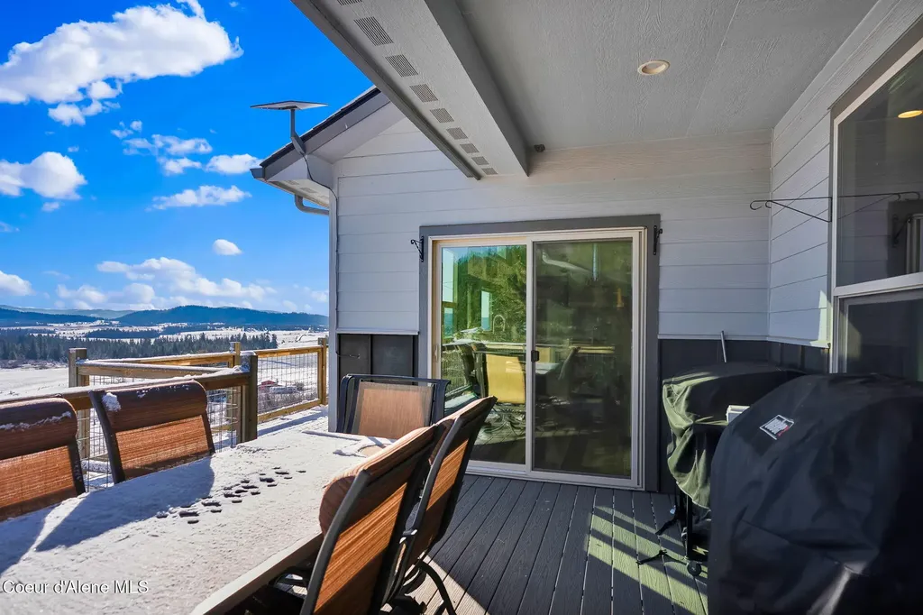 5383 E Van Dusen Road Harrison ID 83833