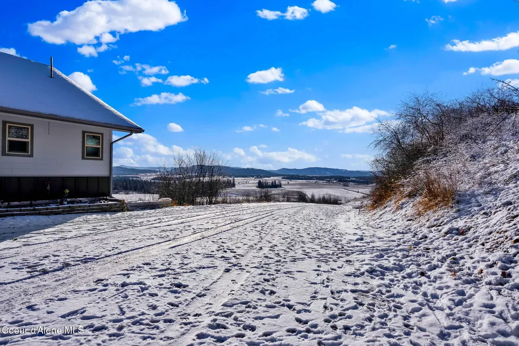 5383 E Van Dusen Road Harrison ID 83833