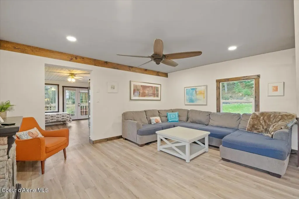 929 Irish Road Sagle ID 83860