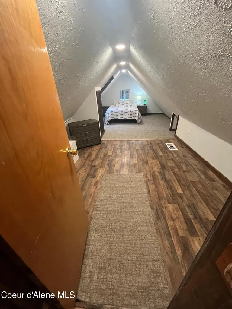 929 Irish Road Sagle ID 83860