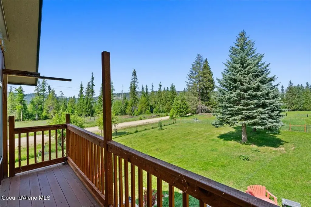 929 Irish Road Sagle ID 83860