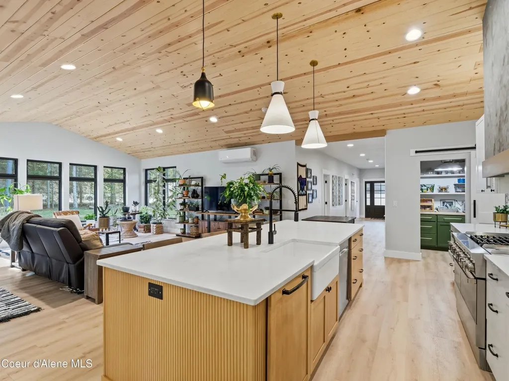 85 Camas Drive Priest River ID 83856