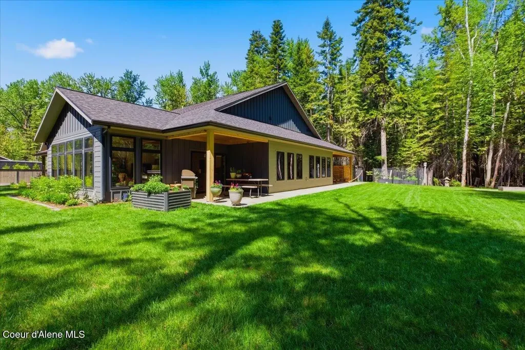 85 Camas Drive Priest River ID 83856