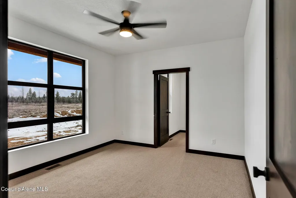 969 Flying Geese Way Blanchard ID 83804