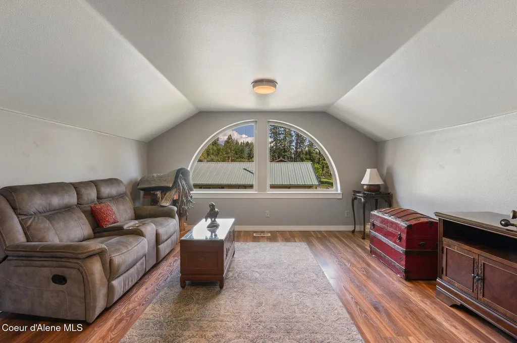 311 School Road Hope ID 83836