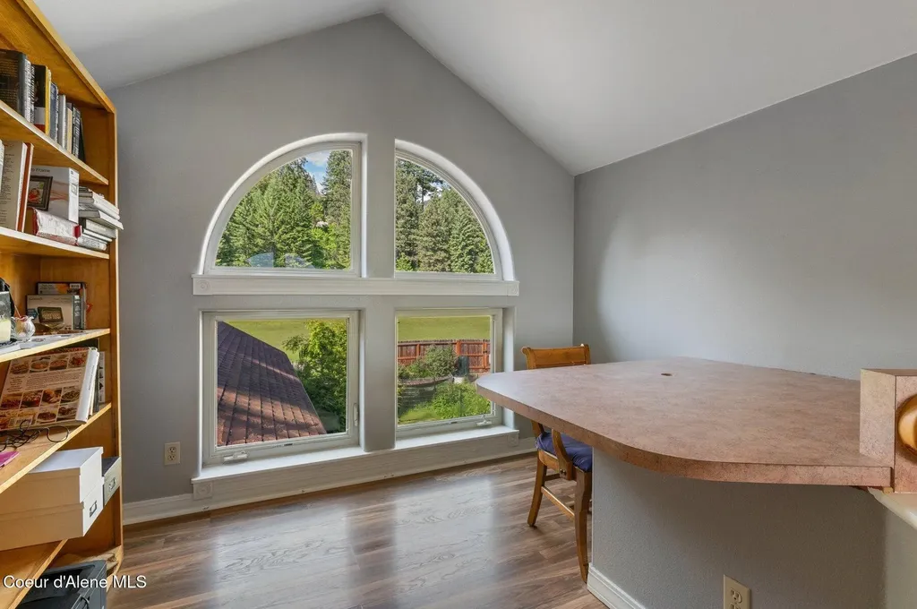 311 School Road Hope ID 83836