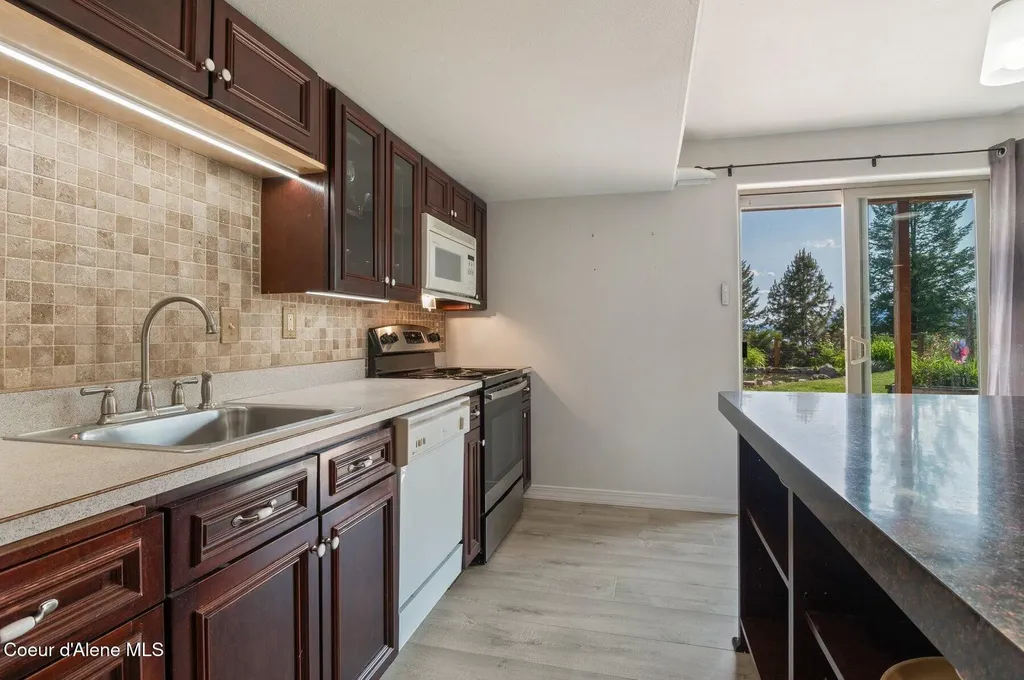 311 School Road Hope ID 83836