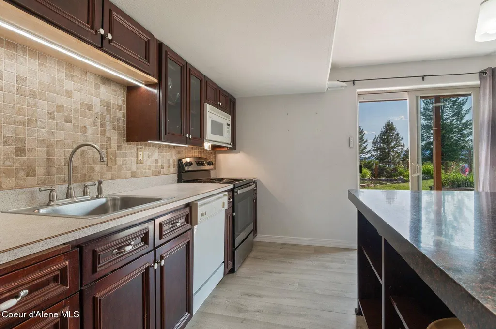 311 School Road Hope ID 83836