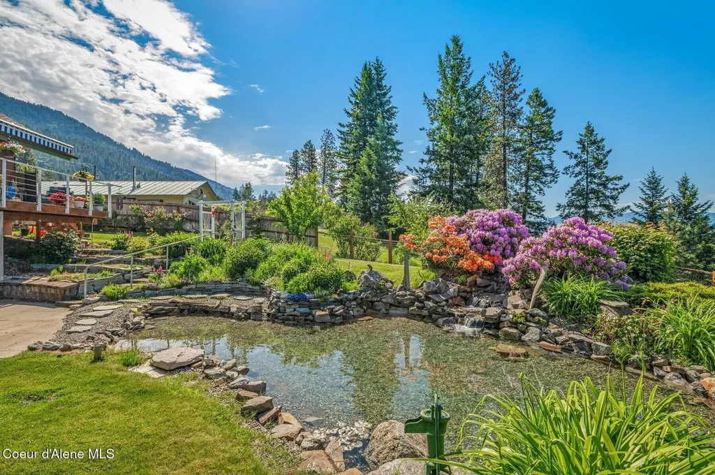 311 School Road Hope ID 83836