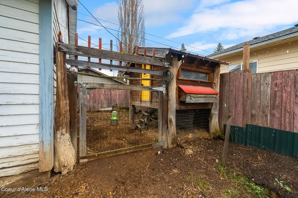 1224 Larch Street Sandpoint ID 83864