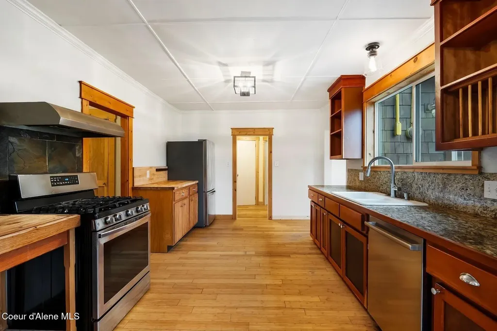 1224 Larch Street Sandpoint ID 83864