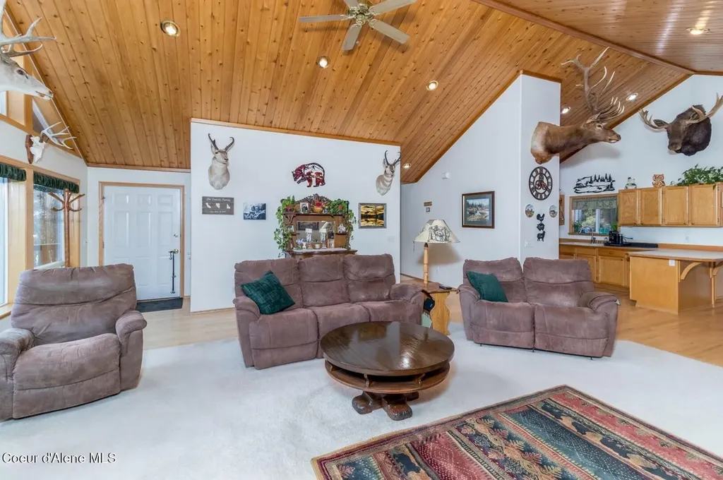 493 Rim Drive Moyie Springs ID 83845