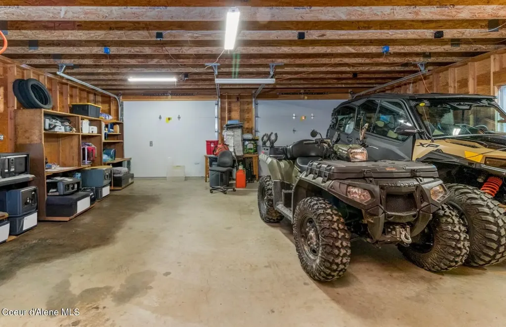 493 Rim Drive Moyie Springs ID 83845