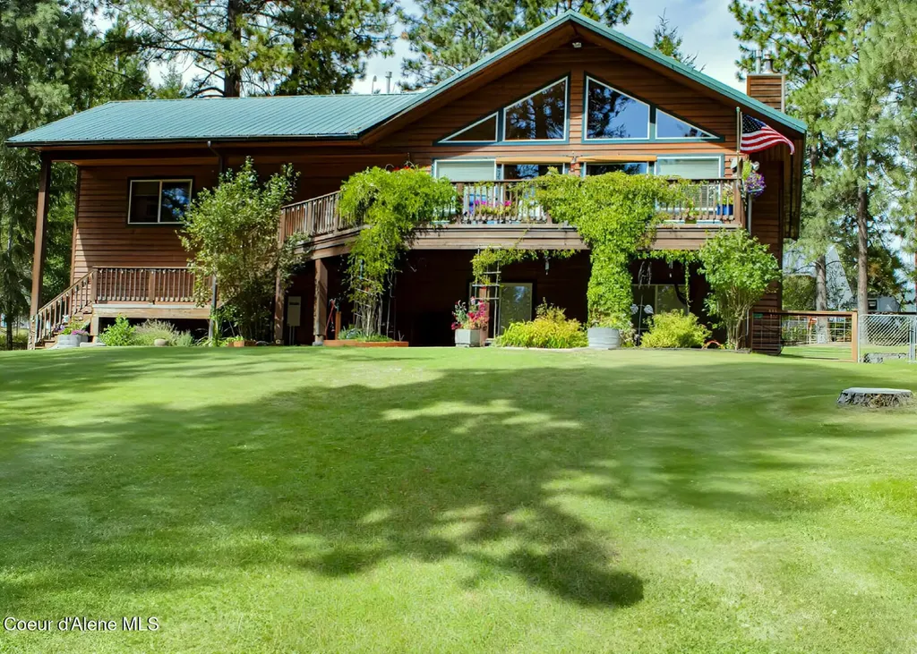 493 Rim Drive Moyie Springs ID 83845