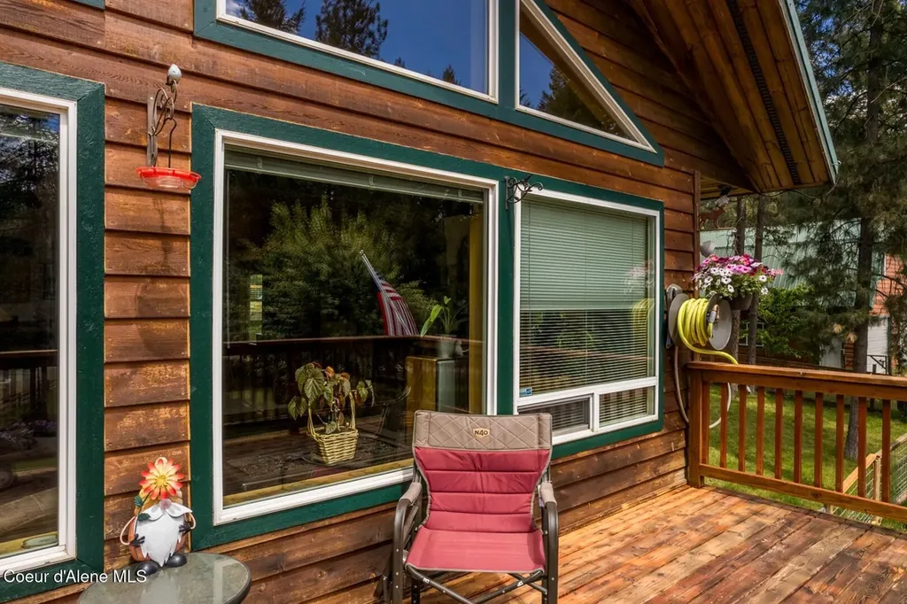493 Rim Drive Moyie Springs ID 83845