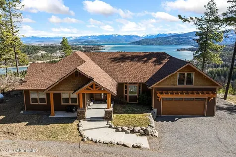 729 Delaney Drive Sagle ID 83860