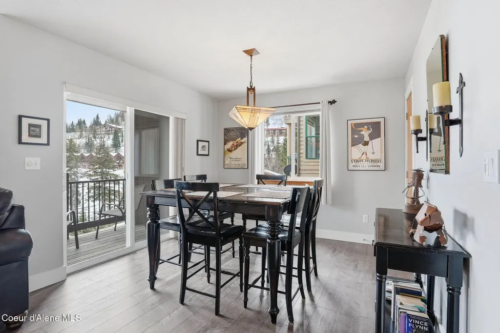 22 Chapel Court, Unit 201 Sandpoint ID 83864