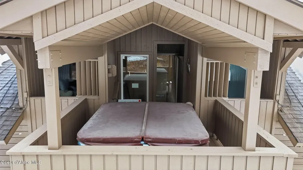 22 Chapel Court, Unit 201 Sandpoint ID 83864