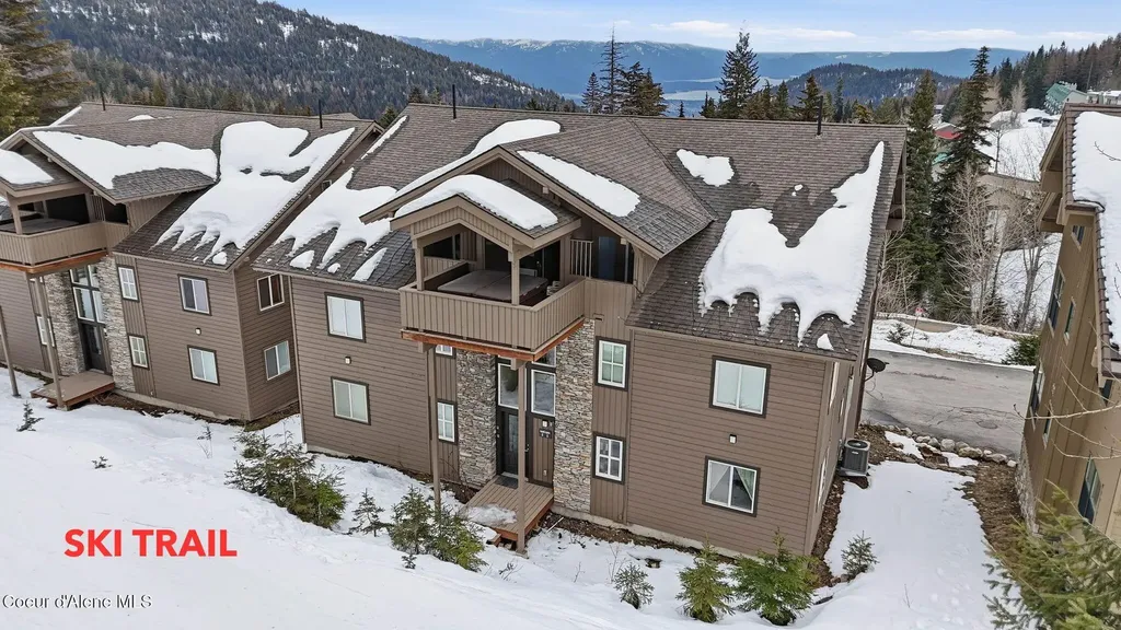 22 Chapel Court, Unit 201 Sandpoint ID 83864