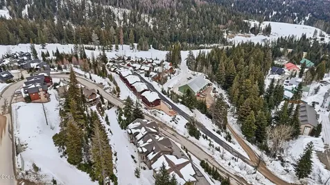 22 Chapel Court, Unit 201 Sandpoint ID 83864