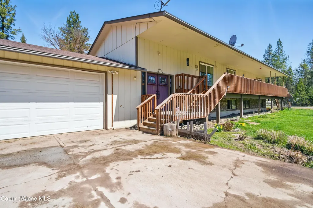 2043 Blanchard Cutoff Blanchard ID 83804