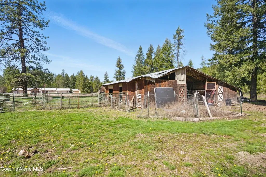 2043 Blanchard Cutoff Blanchard ID 83804