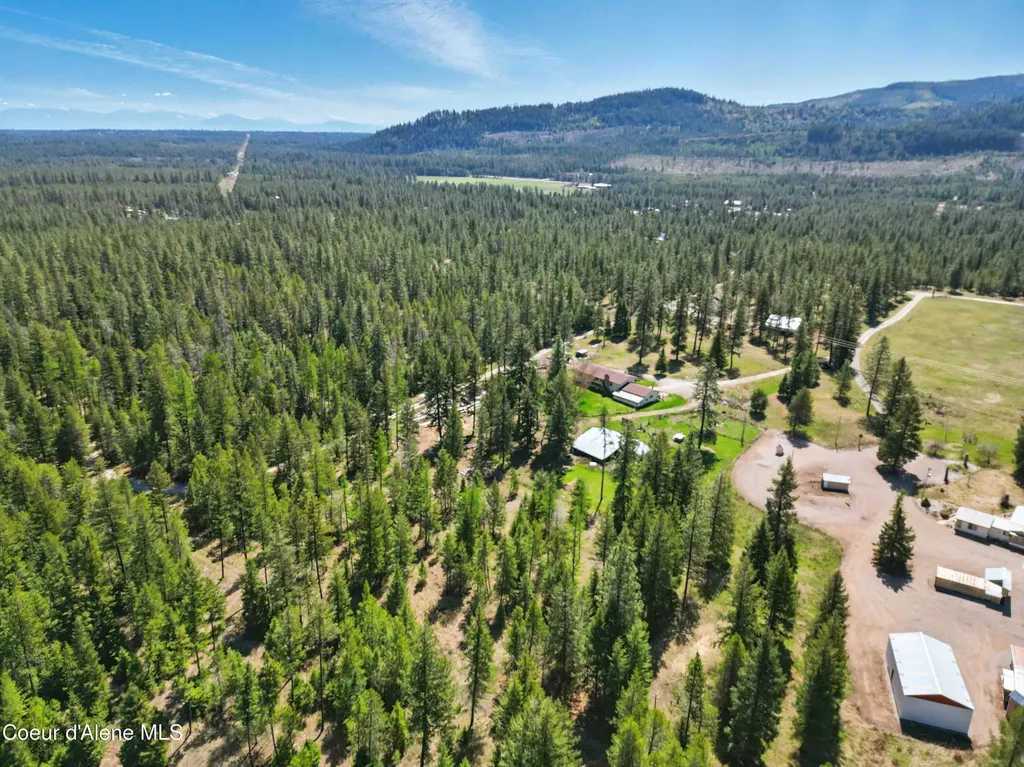 2043 Blanchard Cutoff Blanchard ID 83804