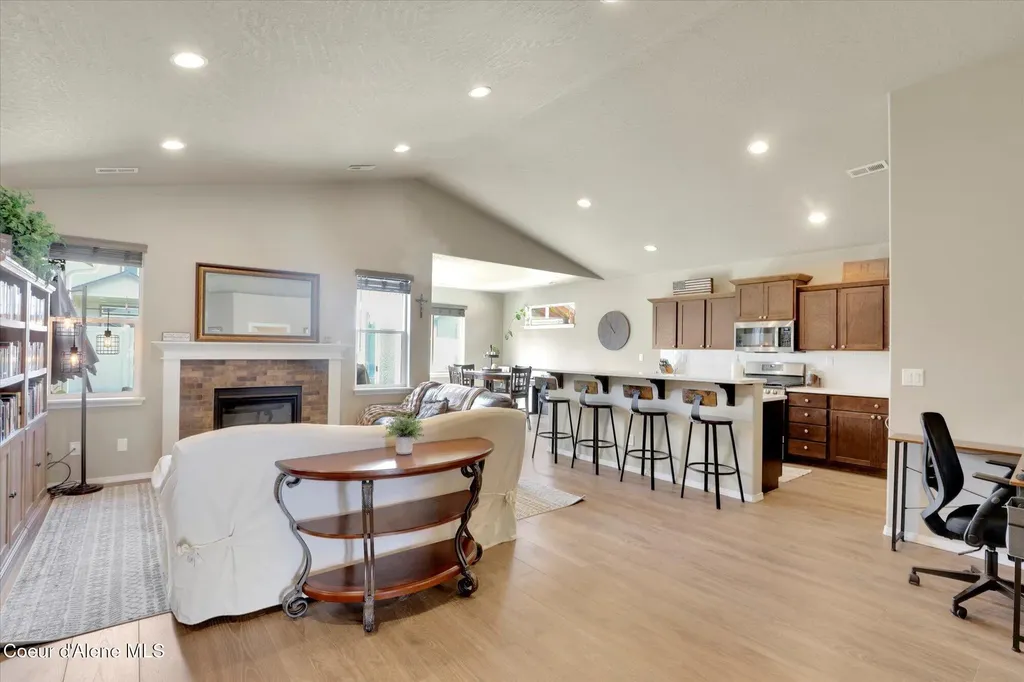 5994 W Alliance Street Rathdrum ID 83858
