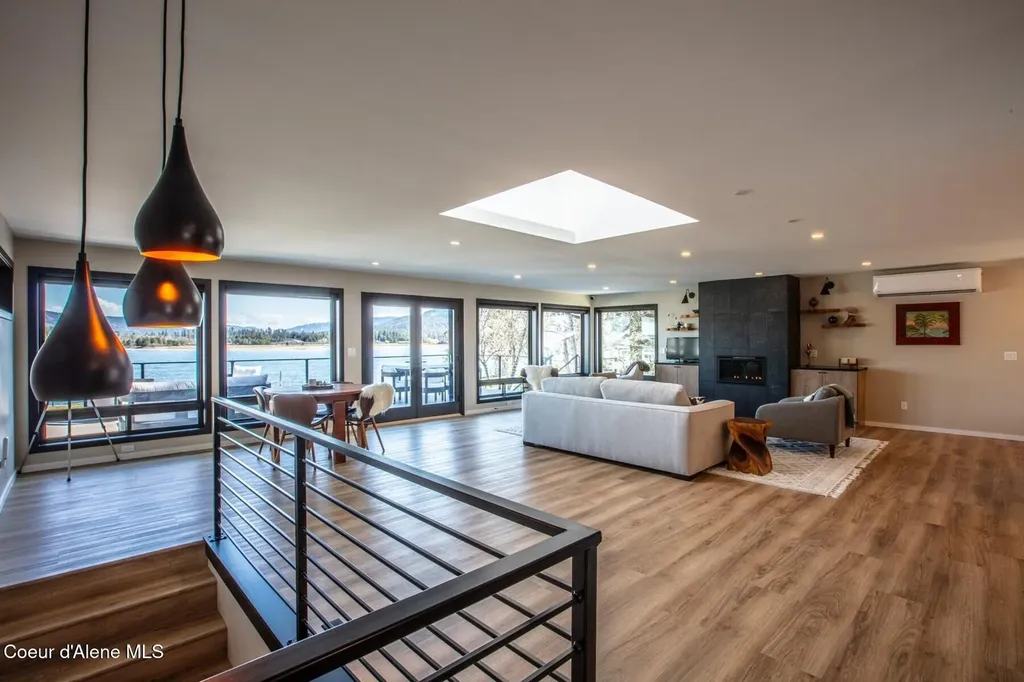 475 Campbell Point Road Laclede ID 83841