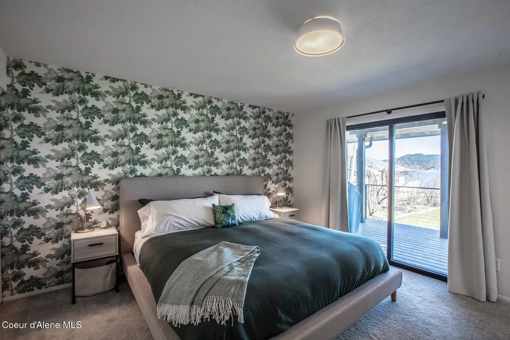 475 Campbell Point Road Laclede ID 83841