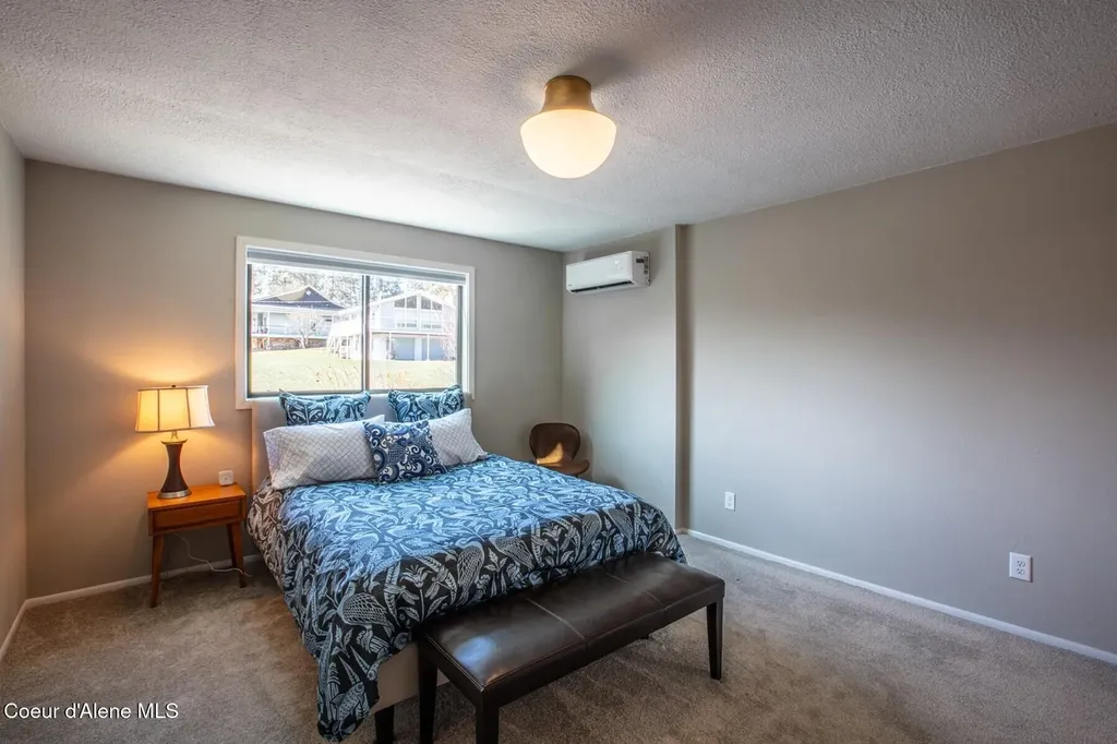 475 Campbell Point Road Laclede ID 83841