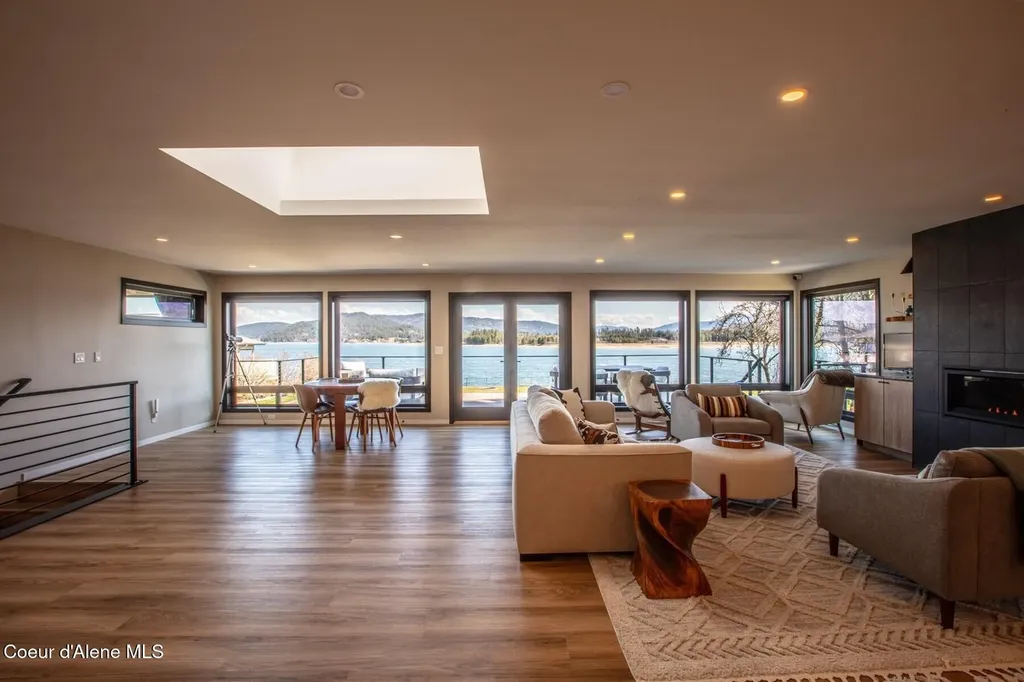 475 Campbell Point Road Laclede ID 83841