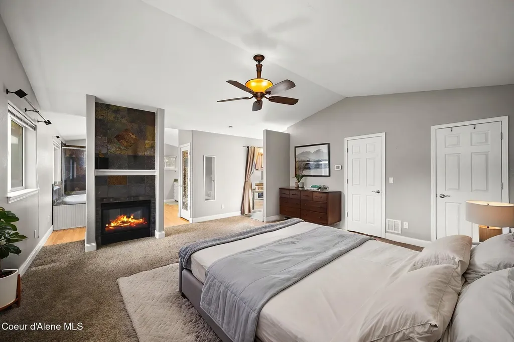 5177 E Shore Cove Post Falls ID 83854