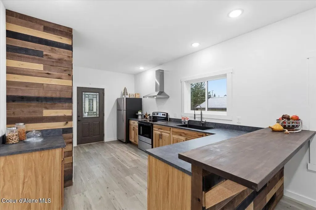 755 A Street Plummer ID 83851