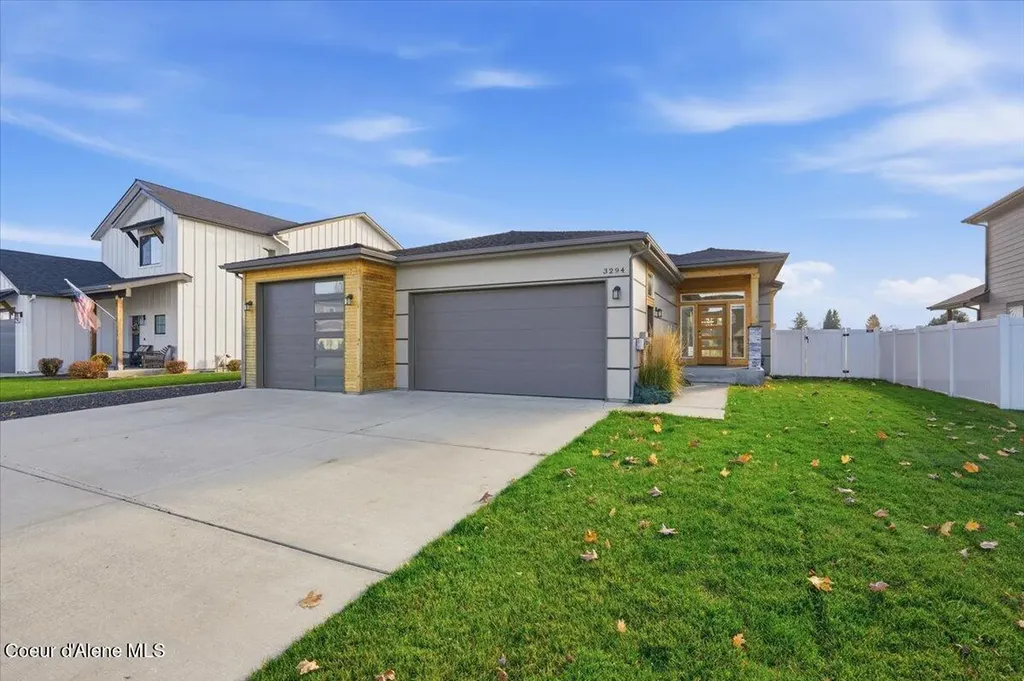 3294 W Giovanni Lane Hayden ID 83835