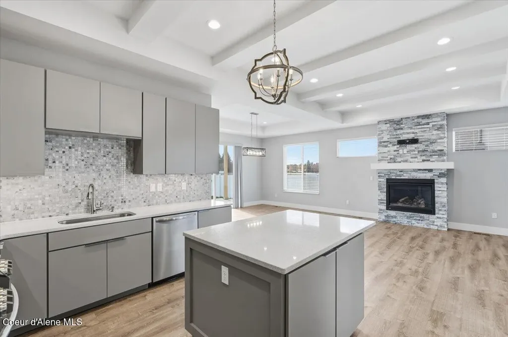 3294 W Giovanni Lane Hayden ID 83835