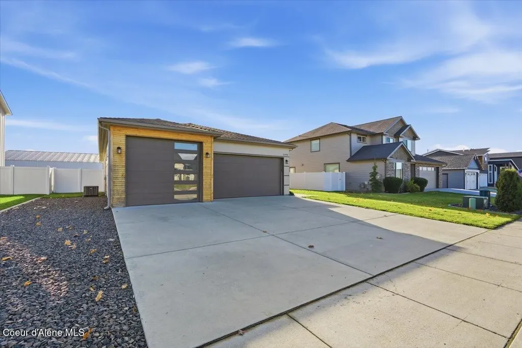 3294 W Giovanni Lane Hayden ID 83835
