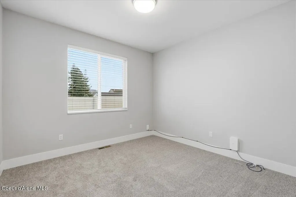 3294 W Giovanni Lane Hayden ID 83835