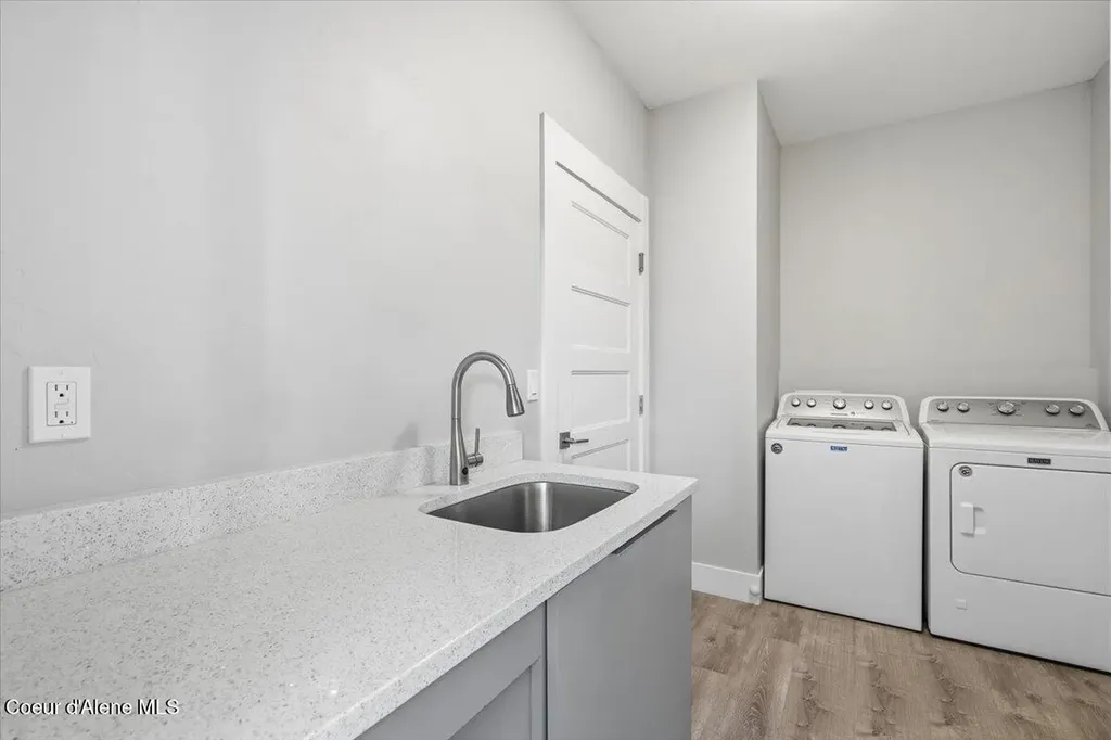 3294 W Giovanni Lane Hayden ID 83835
