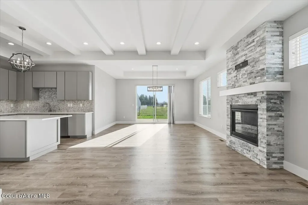 3294 W Giovanni Lane Hayden ID 83835