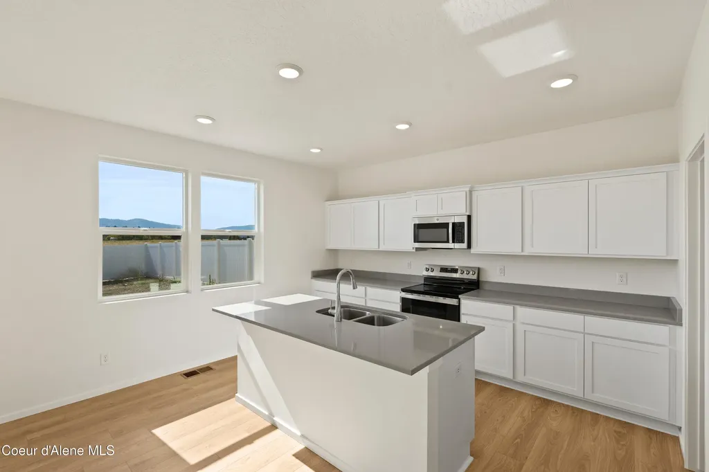 5473 E Aquila Avenue Post Falls ID 83854