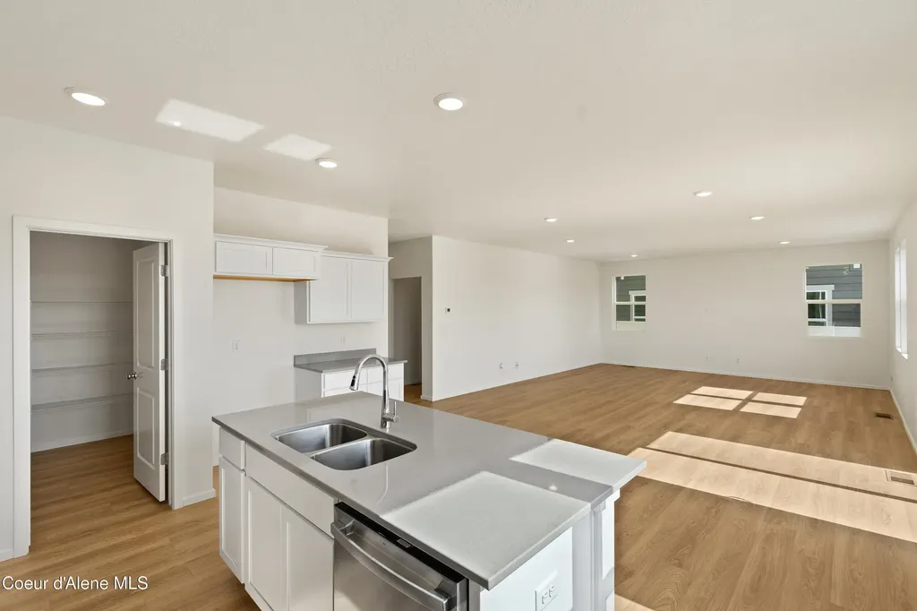 5473 E Aquila Avenue Post Falls ID 83854