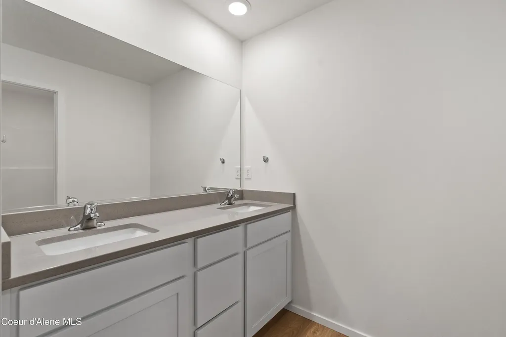 5473 E Aquila Avenue Post Falls ID 83854