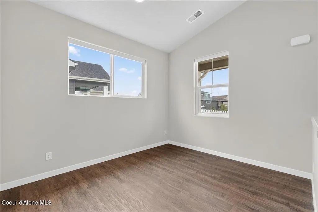 1039 E Blair Avenue Post Falls ID 83854
